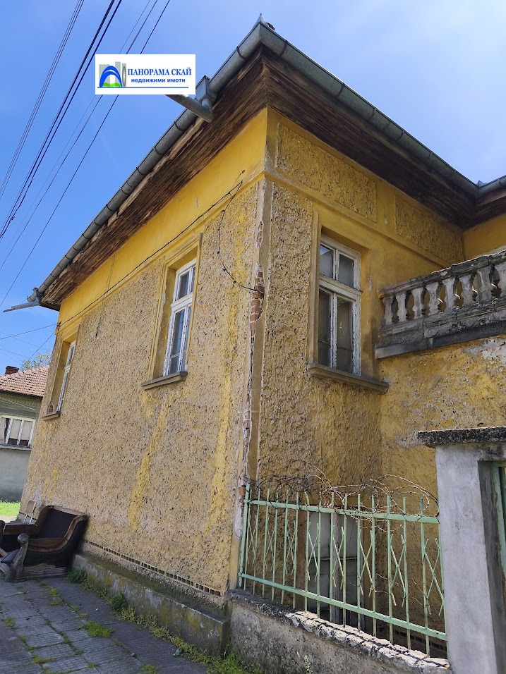 Продава КЪЩА, с. Дисевица, област Плевен, снимка 2 - Къщи - 54345315