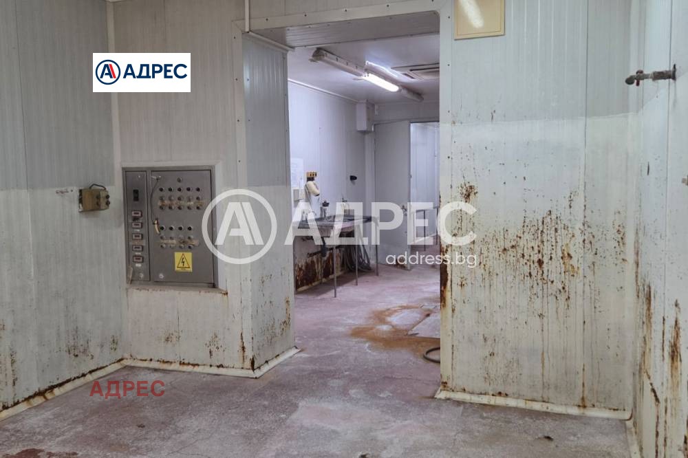 Продава СКЛАД, гр. Провадия, област Варна, снимка 15 - Складове - 54215342