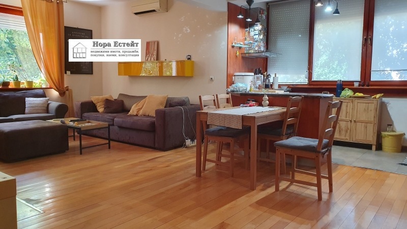 Продава  3-стаен град София , Лозенец , 104 кв.м | 77988851