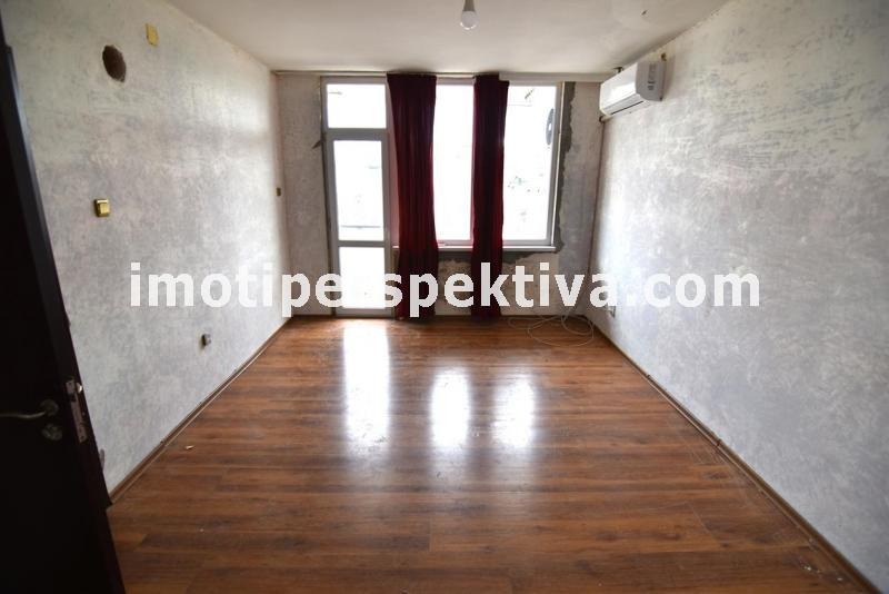 Продава 3-СТАЕН, гр. Пловдив, Кючук Париж, снимка 3 - Апартаменти - 54367179