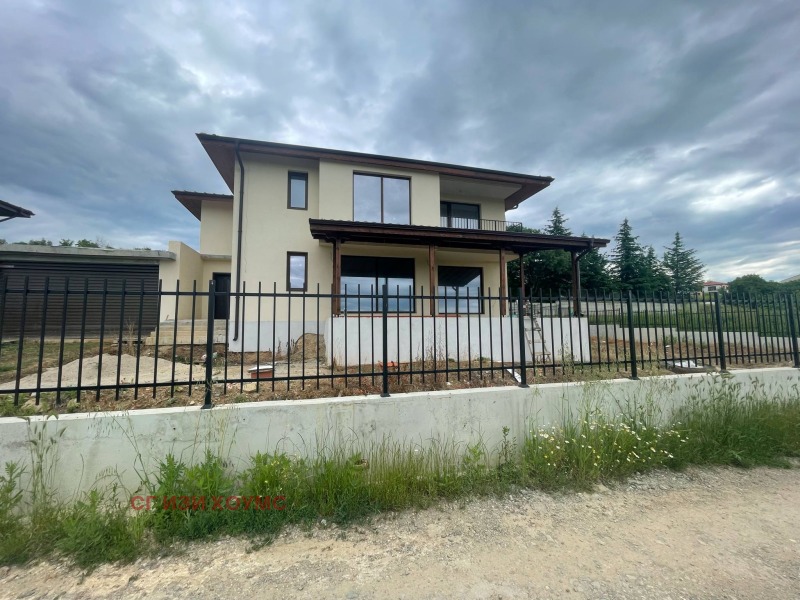 Te koop  Huis regio Stara Zagora , Malka Vereja , 232 m² | 18390793
