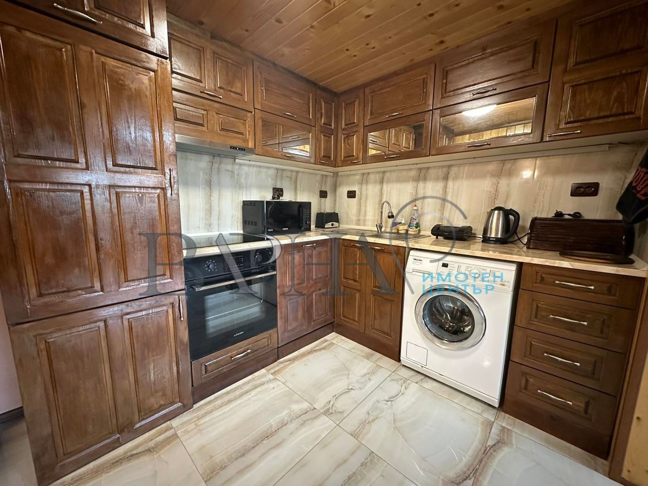 Продава КЪЩА, гр. Варна, м-т Горна Трака, снимка 2 - Къщи - 50852588