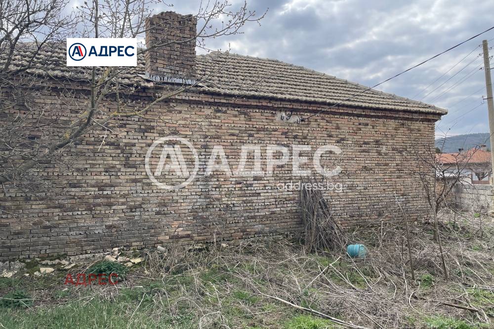 Продава КЪЩА, с. Белоградец, област Варна, снимка 2 - Къщи - 56654027