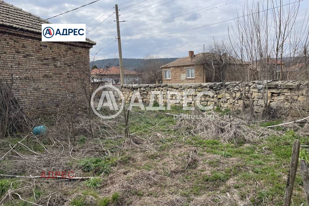 Продава КЪЩА, с. Белоградец, област Варна, снимка 3 - Къщи - 56654027