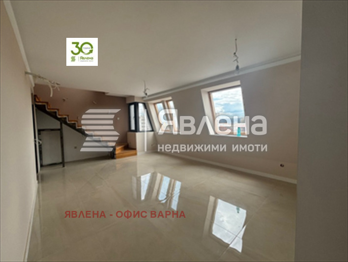 Продава МНОГОСТАЕН, гр. Варна, Център, снимка 3 - Апартаменти - 56332210