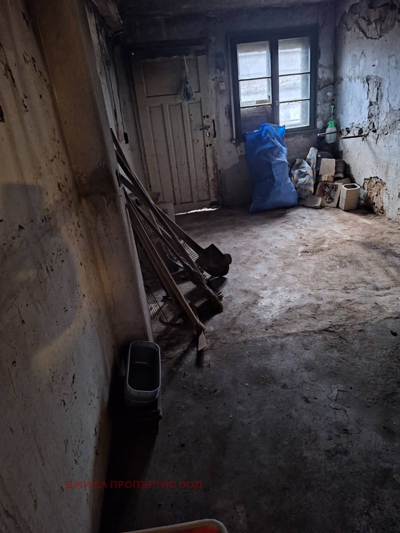 Продава КЪЩА, с. Владо Тричков, област София област, снимка 10 - Къщи - 53165778