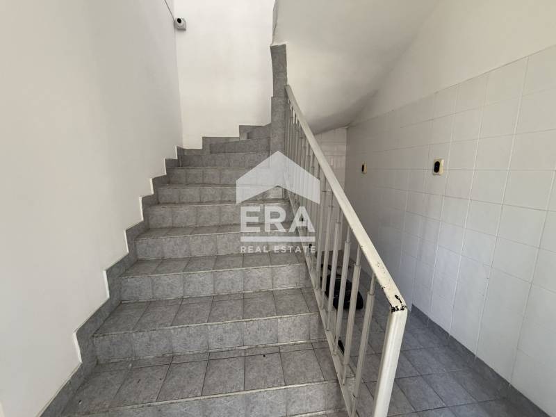 Продава КЪЩА, гр. Хасково, Република, снимка 4 - Къщи - 55281098