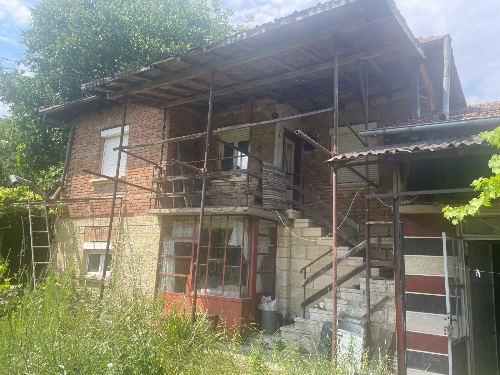 Продава КЪЩА, с. Караманово, област Русе
