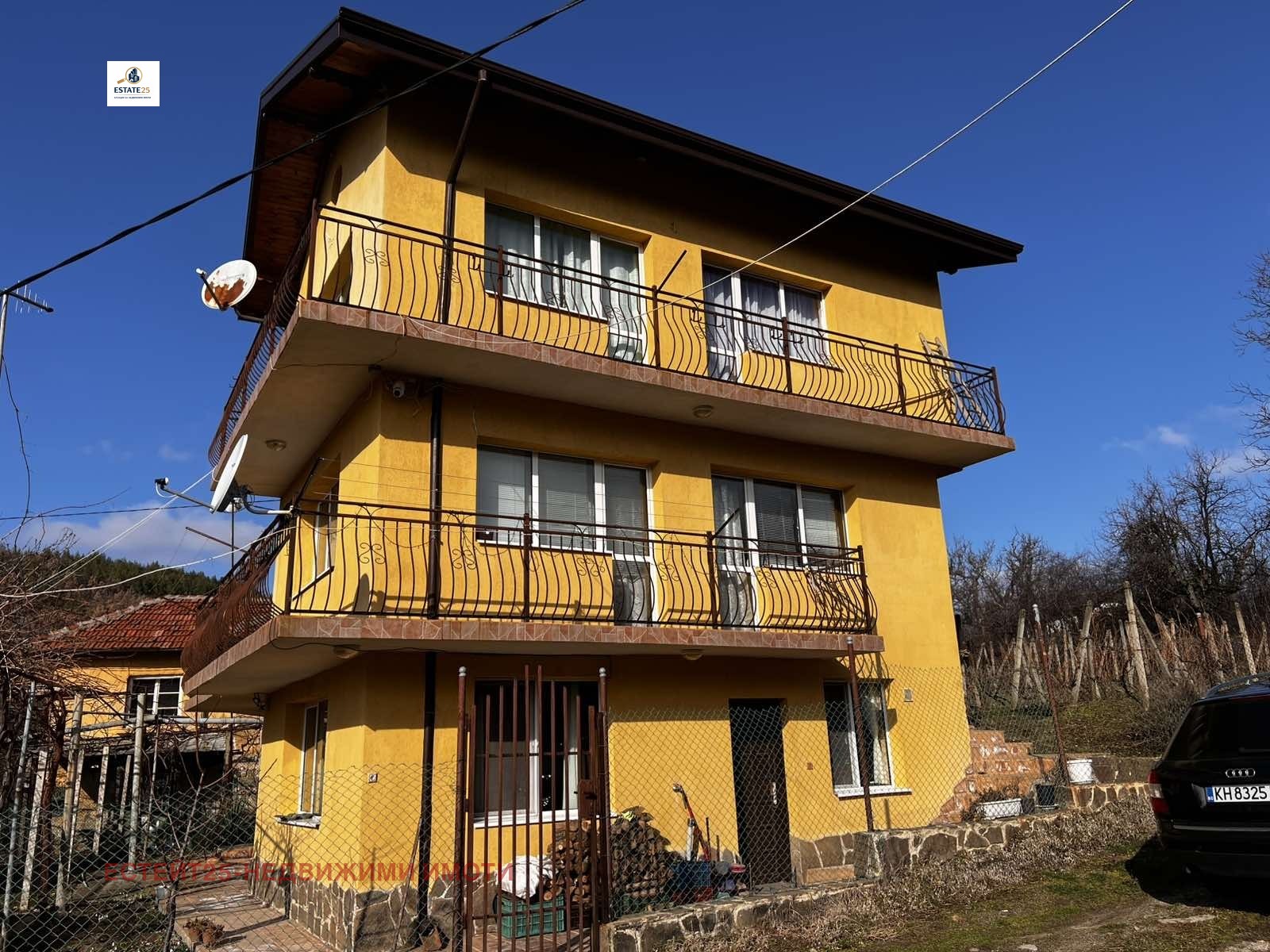 Продава КЪЩА, с. Шатрово, област Кюстендил
