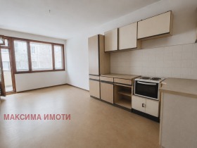 Продава  2-стаен, град Бургас