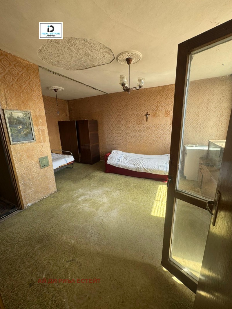 Продава  1-стаен област Враца , гр. Бяла Слатина , 40 кв.м | 93518381 - изображение [2]