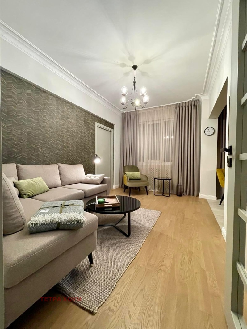 Na sprzedaż  2 sypialnie Sofia , Centar , 107 mkw | 47493348