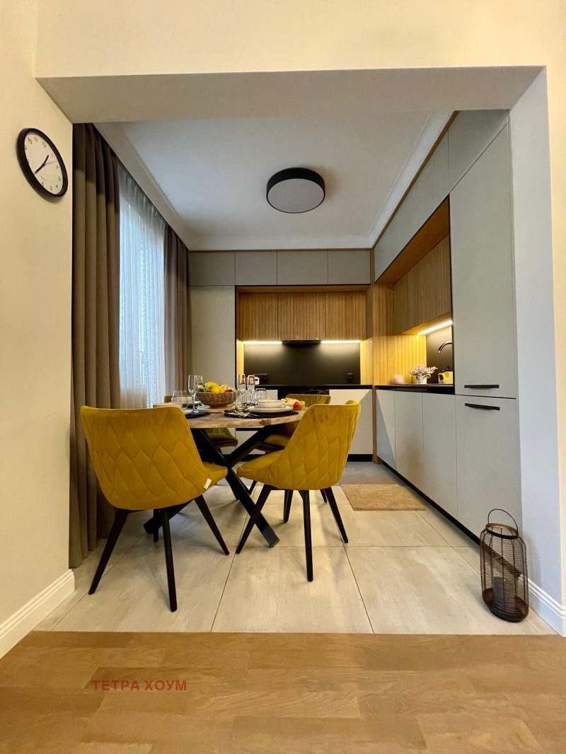 Na sprzedaż  2 sypialnie Sofia , Centar , 107 mkw | 47493348 - obraz [7]