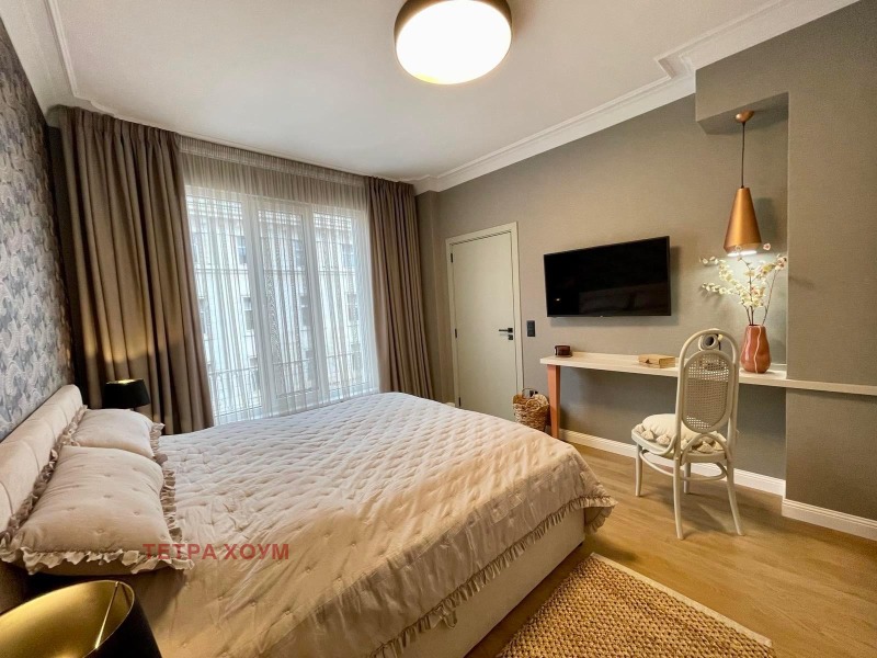 Na sprzedaż  2 sypialnie Sofia , Centar , 107 mkw | 47493348 - obraz [15]