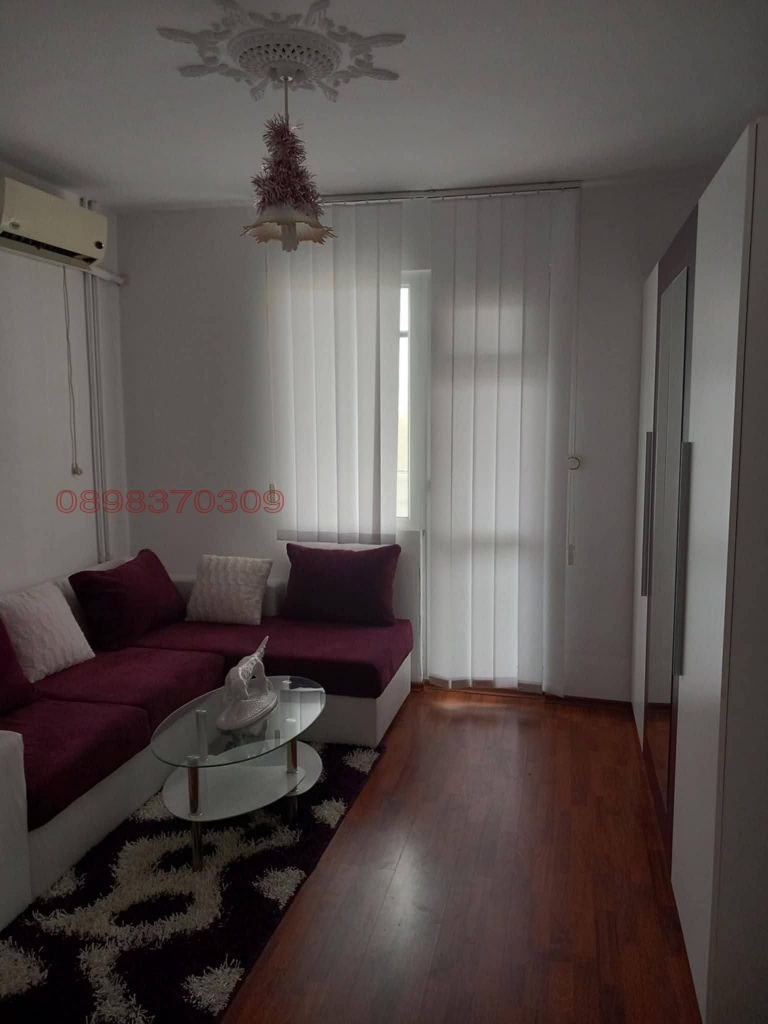 Продава 4-СТАЕН, гр. Бургас, Възраждане, снимка 2 - Апартаменти - 55805990