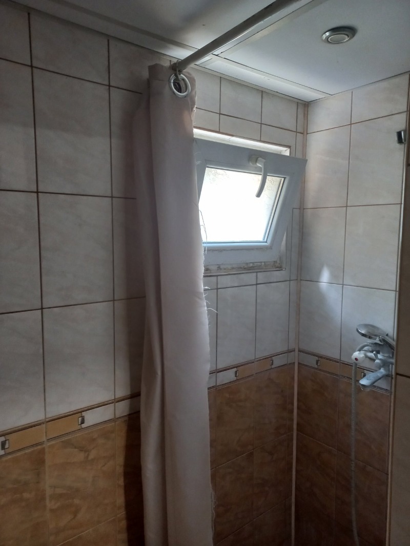 Na sprzedaż  Dom Ruse , Centar , 60 mkw | 65224610 - obraz [3]