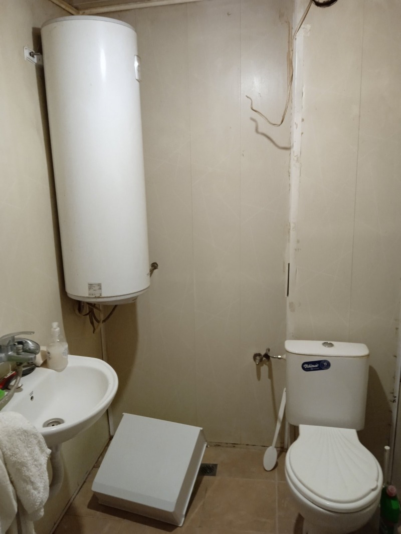 Продава КЪЩА, с. Болярци, област Варна, снимка 10 - Къщи - 53179373