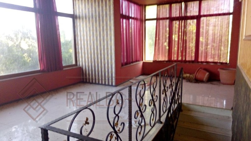 Продава ЗАВЕДЕНИЕ, гр. Балчик, област Добрич, снимка 4 - Заведения - 53019685