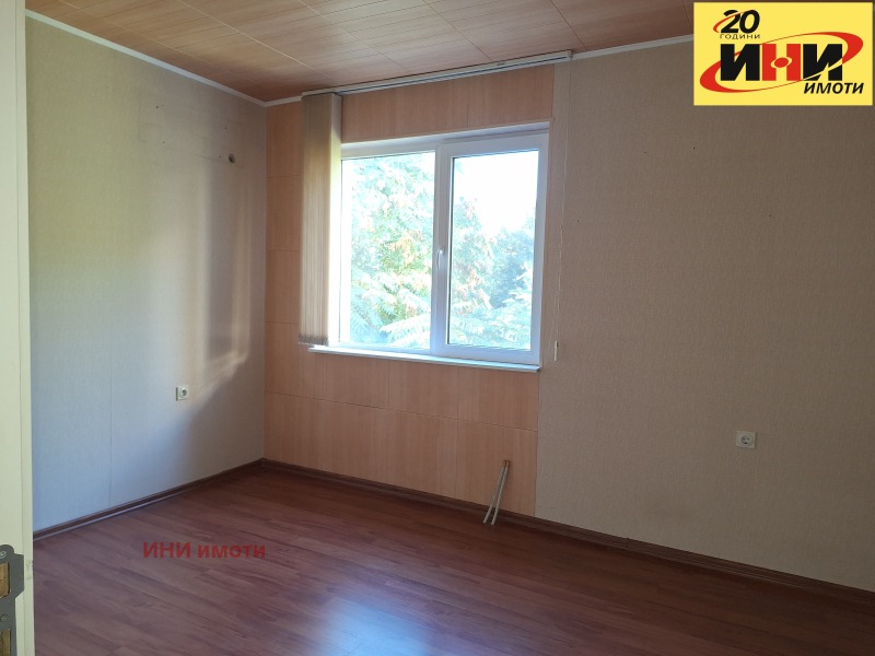 Продава БИЗНЕС ИМОТ, гр. Русе, Родина 1, снимка 11 - Други - 52247105