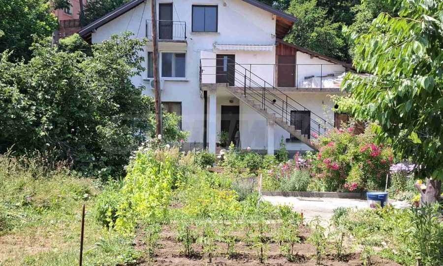 Продава ЕТАЖ ОТ КЪЩА | Imot.bg — изображение 2