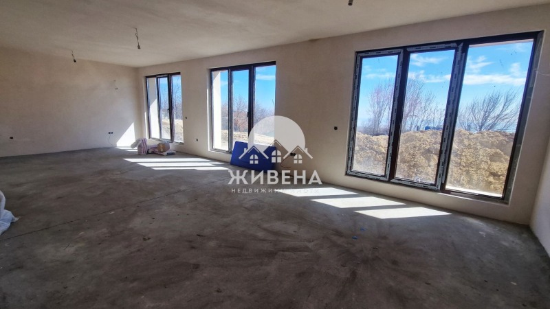 Продава КЪЩА, гр. Варна, м-т Акчелар, снимка 6 - Къщи - 49482406