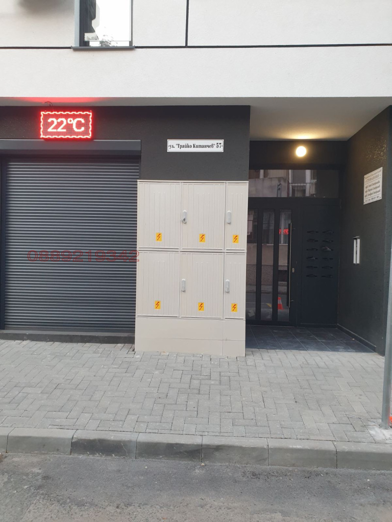 Продава ГАРАЖ, ПАРКОМЯСТО, гр. Бургас, Център, снимка 3 - Гаражи и паркоместа - 53126376