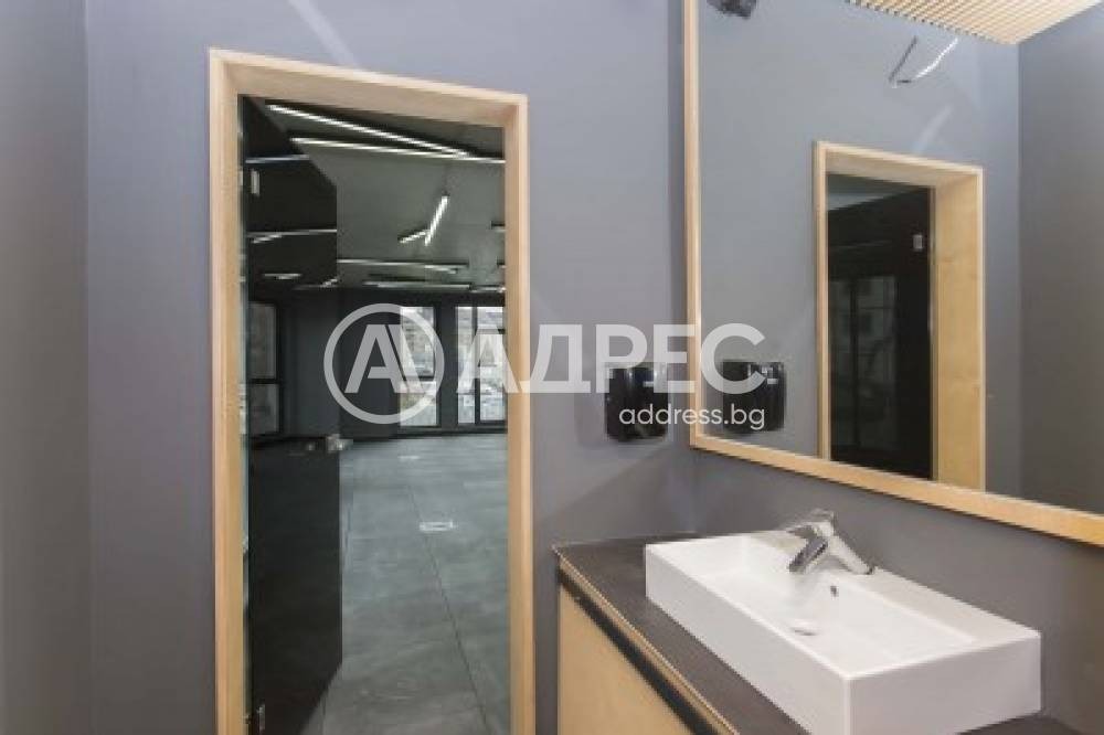 Продава ПРОМ. ПОМЕЩЕНИЕ, гр. София, Студентски град, снимка 12 - Производствени сгради - 54255735