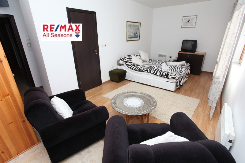 Продава 1-СТАЕН в област Благоевград, гр. Банско - 35 кв.м / 36 400 € » 71 192.21 лв., РЕМАКС ОЛ СИЙЗЪНС