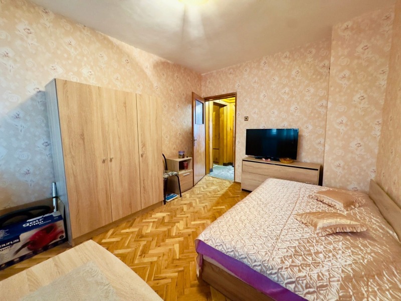 Продава 4-СТАЕН, гр. Монтана, Младост 1, снимка 2 - Апартаменти - 53146269