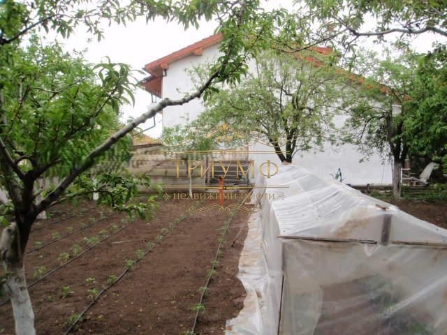 Продава КЪЩА, с. Бенковски, област Варна, снимка 2 - Къщи - 52130182