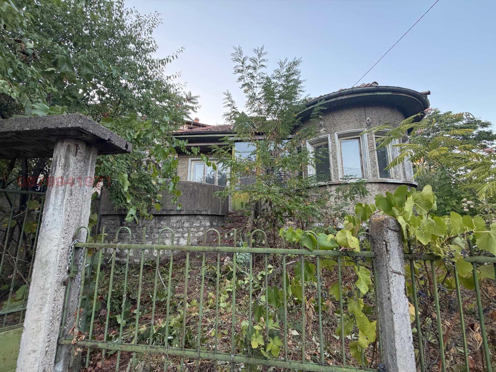 Продава КЪЩА, гр. Монтана, Идеален център