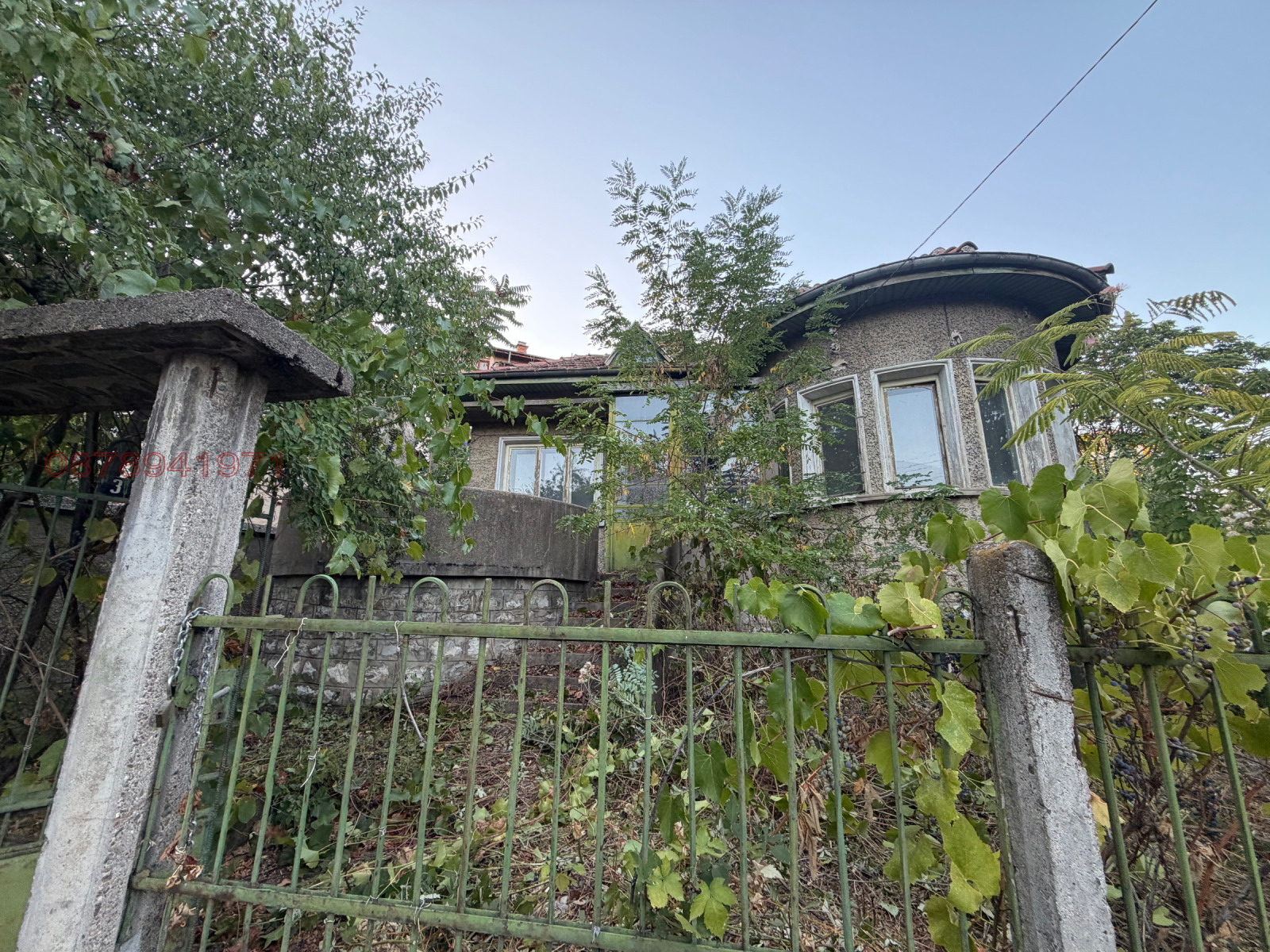Продава КЪЩА, гр. Монтана, Идеален център, снимка 2 - Къщи - 56086891