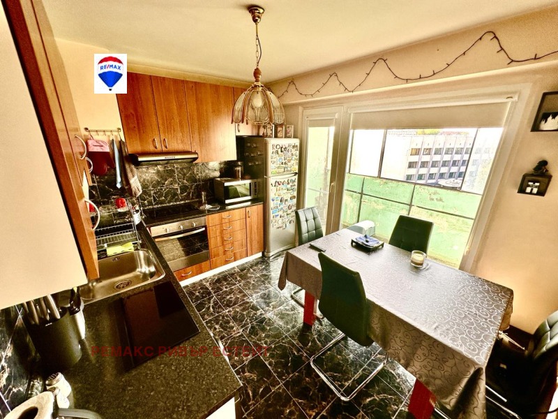 Продава 3-СТАЕН в град Русе, Център - 84 кв.м / 153 900 € » 301 002.24 лв., РЕМАКС РИВЪР ЕСТЕЙТ
