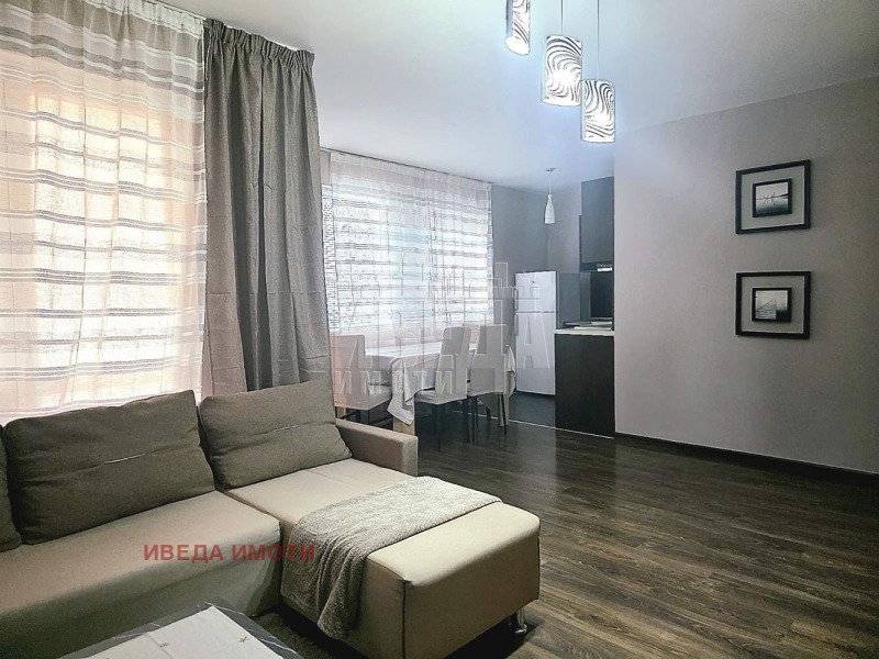 Продава 3-СТАЕН в град Варна, Окръжна болница-Генерали - 92 кв.м / 230 000 € » 449 840.90 лв., ИВЕДА ИМОТИ