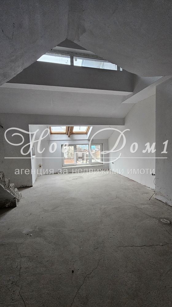 Продава 4-СТАЕН, гр. София, Сердика