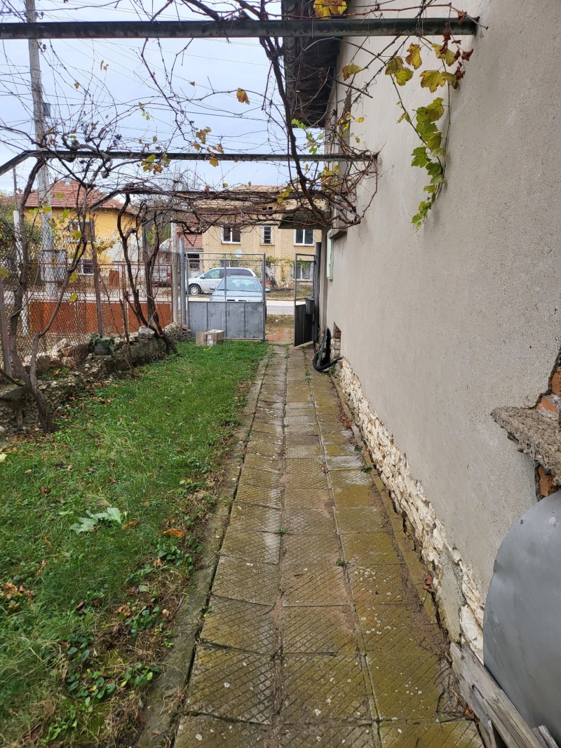 Till salu  Hus region Pleven , Telisj , 100 kvm | 60476094 - bild [8]