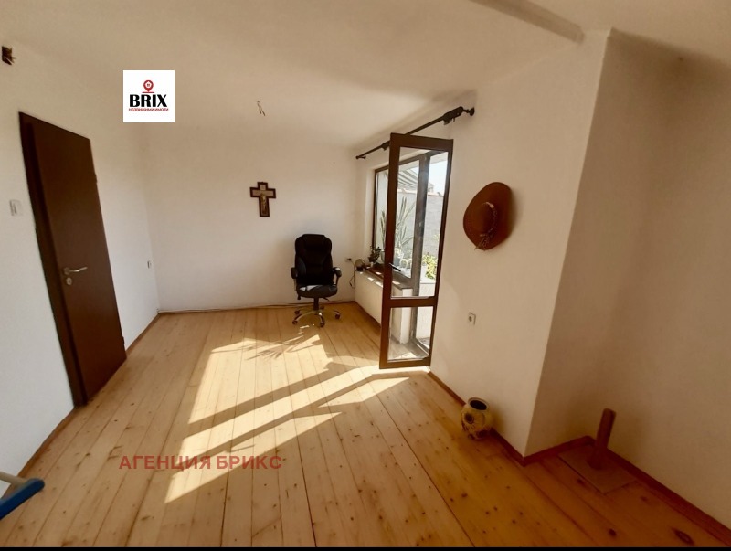 Продава КЪЩА, с. Николово, област Русе, снимка 5 - Къщи - 52462387