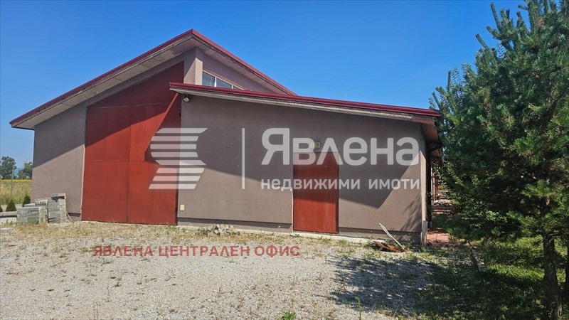 Продава ПРОМ. ПОМЕЩЕНИЕ, гр. Божурище, област София област, снимка 2 - Производствени сгради - 53471316