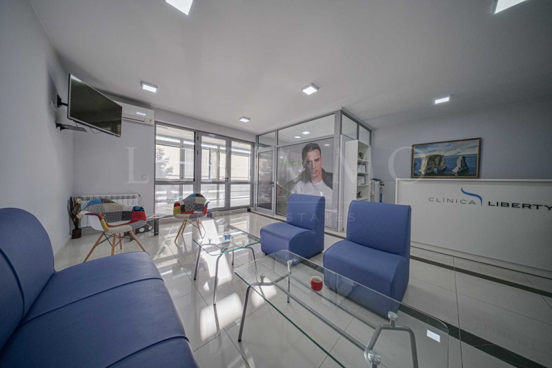 Продава ОФИС в град София, Студентски град - 156 кв.м / 468 000 € » 915 328.44 лв., ЛУКСИММО