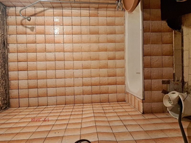 Продава  2-стаен град София , Люлин 2 , 65 кв.м | 73296279 - изображение [6]