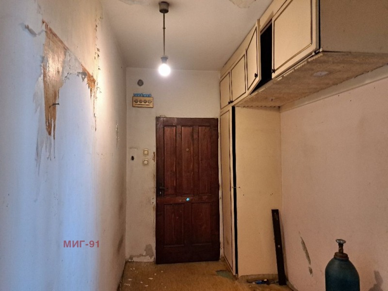 Продава  2-стаен град София , Люлин 2 , 65 кв.м | 73296279 - изображение [4]