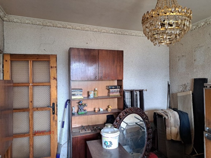 Продава  2-стаен град София , Люлин 2 , 65 кв.м | 73296279 - изображение [3]