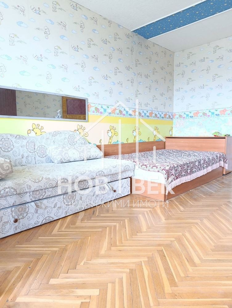 Продава 3-СТАЕН, гр. Варна, Владислав Варненчик 1