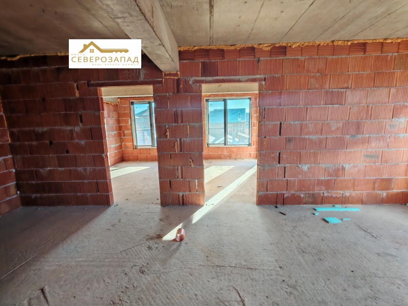 Продава 3-СТАЕН, гр. Монтана, Пъстрина, снимка 4 - Апартаменти - 52647172