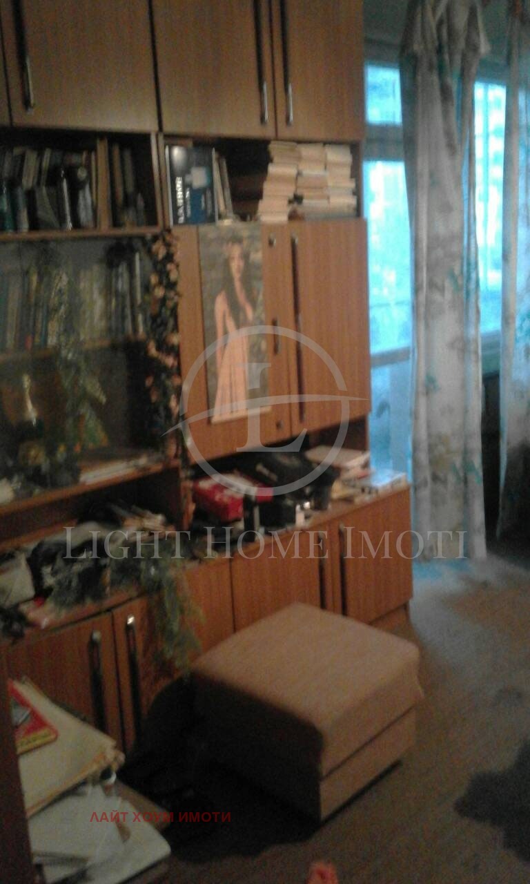 Til salg  3+ soveværelse Plovdiv , Izgrev , 130 kvm | 32278130 - billede [2]