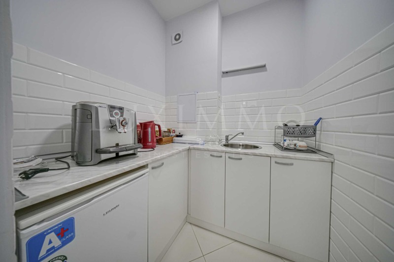 En venta  Oficina Sofia , Studentski grad , 156 metros cuadrados | 26869684 - imagen [15]
