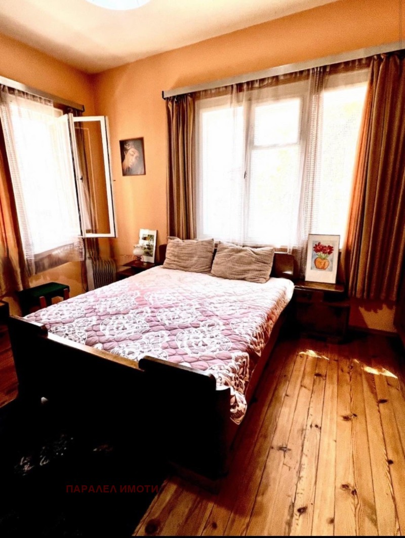 Продава ЕТАЖ ОТ КЪЩА, гр. Пловдив, Център, снимка 5 - Етаж от къща - 53074155