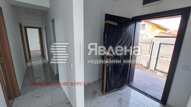 Продава КЪЩА, с. Каменар, област Бургас, снимка 3 - Къщи - 49510403