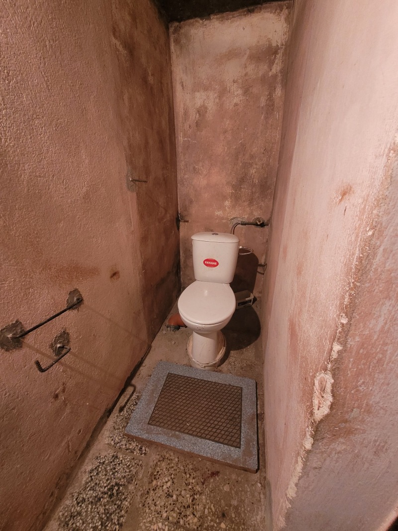 Продава КЪЩА, с. Тодорово, област Плевен, снимка 6 - Къщи - 53231913