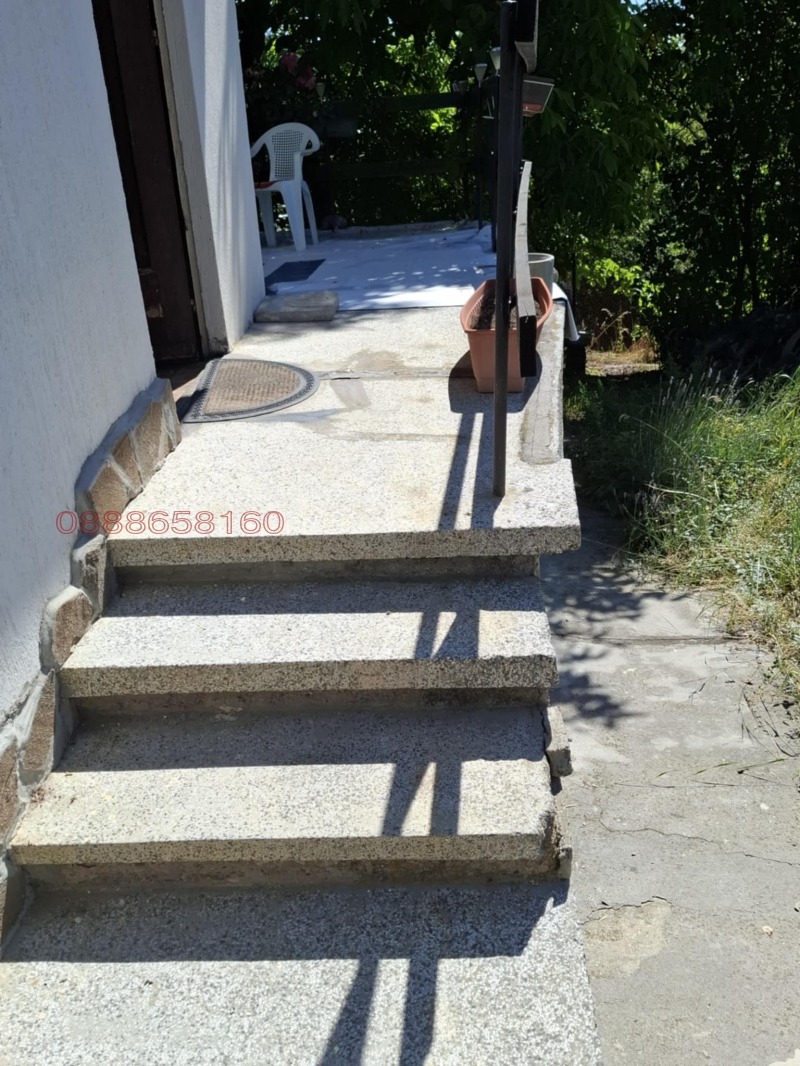 Продава ВИЛА, с. Ярославци, област Перник, снимка 9 - Вили - 52784337